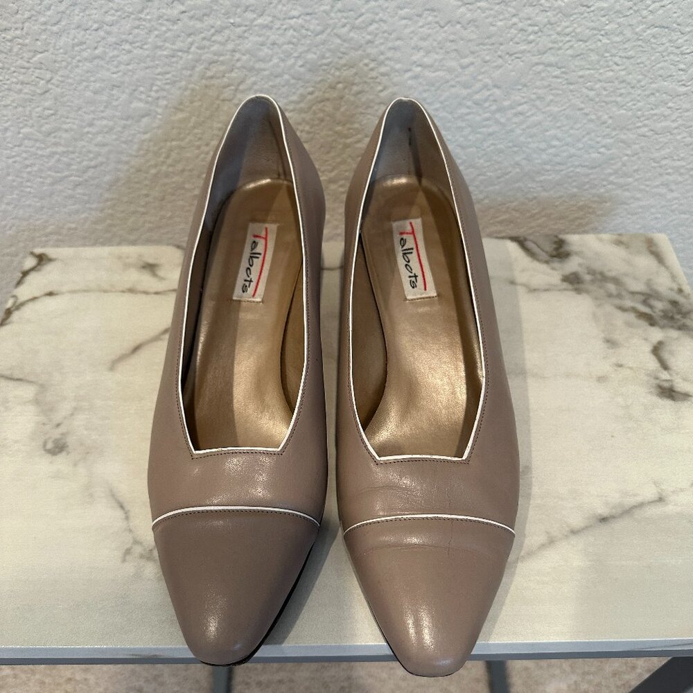 Talbots Taupe with White Trim Pumps